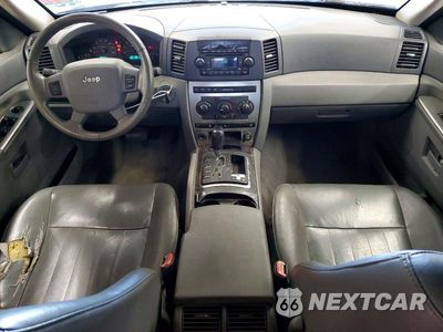 Zdjęcie 8 z 12 samochodu: 2006 JEEP GRAND CHEROKEE LAREDO VIN:1J4HR48N16C220054 - miniatura