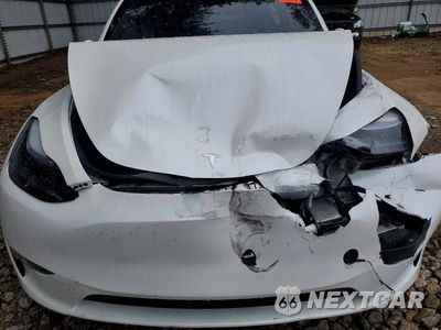 Zdjęcie 11 z 12 samochodu: 2025 TESLA MODEL Y VIN:7SAYGDEE2SF236358 - miniatura