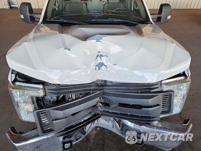 Zdjęcie 11 z 12 samochodu: 2019 FORD F250 SUPER DUTY VIN:1FTBF2A66KEE26769 - miniatura
