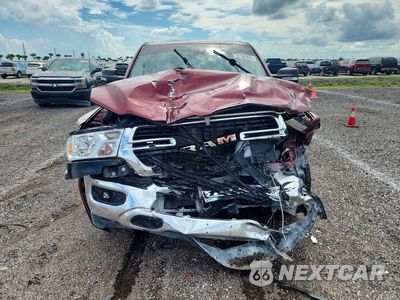 Piąte zdjęcie samochodu w środku: 2021 RAM 1500 BIG HORN/LONE STAR VIN:1C6RREFT6MN630102 - miniatura