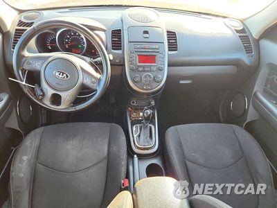 Zdjęcie 8 z 12 samochodu: 2013 KIA SOUL + VIN:KNDJT2A62D7514925 - miniatura