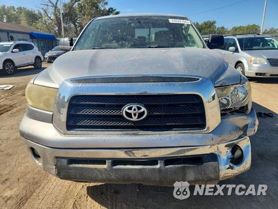 Piąte zdjęcie samochodu w środku: 2008 TOYOTA TUNDRA SR5 VIN:5TFBT54138X011108 - miniatura