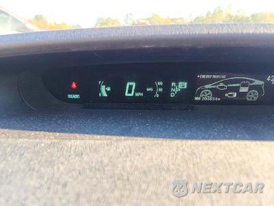 Zdjęcie 9 z 12 samochodu: 2011 TOYOTA PRIUS THREE VIN:JTDKN3DU3B5331542 - miniatura
