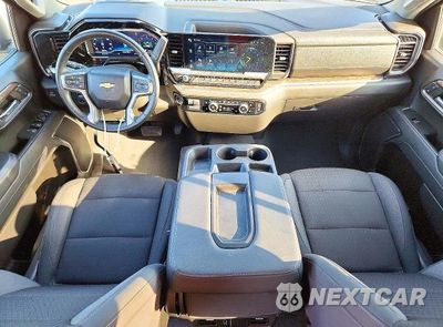 Zdjęcie 8 z 13 samochodu: 2023 CHEVROLET SILVERADO K1500 LT VIN:1GCUDDED2PZ333878 - miniatura