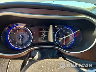 Zdjęcie 9 z 13 samochodu: 2018 CHRYSLER PACIFICA TOURING L VIN:2C4RC1BG8JR212330 - miniatura
