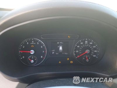 Zdjęcie 9 z 13 samochodu: 2020 KIA SORENTO LX VIN:5XYPG4A38LG675653 - miniatura