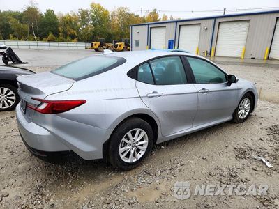 Trzecie zdjęcie samochodu z tyłu: 2025 TOYOTA CAMRY LE VIN:4T1DBADK7SU504923 - miniatura