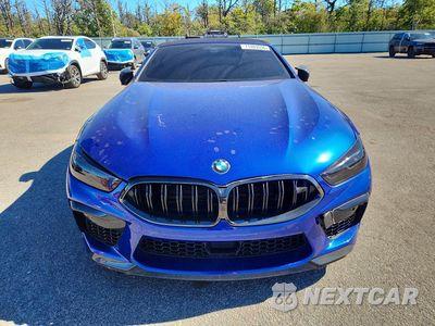 Piąte zdjęcie samochodu w środku: 2024 BMW M8 VIN:WBSDZ0C00RCR08875 - miniatura
