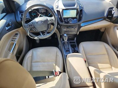 Zdjęcie 8 z 14 samochodu: 2019 FORD ESCAPE TITANIUM VIN:1FMCU9J93KUA45248 - miniatura