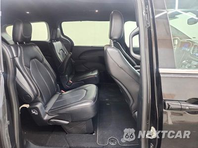Zdjęcie 11 z 13 samochodu: 2025 CHRYSLER PACIFICA SELECT VIN:2C4RC1BG7SR531509 - miniatura