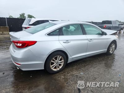 Trzecie zdjęcie samochodu z tyłu: 2017 HYUNDAI SONATA SE VIN:5NPE24AF8HH483360 - miniatura