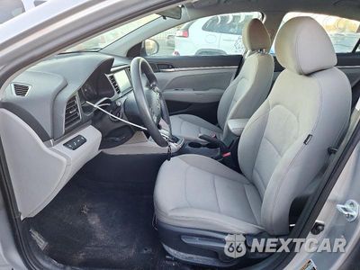 Zdjęcie 7 z 12 samochodu: 2020 HYUNDAI ELANTRA SEL VIN:5NPD84LF3LH615327 - miniatura