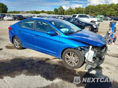 Czwarte zdjęcie samochodu z boku: 2017 HYUNDAI ELANTRA SE VIN:5NPD84LFXHH035953 - miniatura