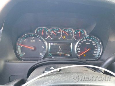 Zdjęcie 9 z 13 samochodu: 2017 CHEVROLET SUBURBAN C1500 LT VIN:1GNSCHKC3HR153623 - miniatura