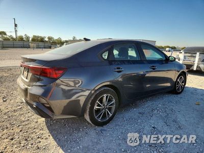 Trzecie zdjęcie samochodu z tyłu: 2023 KIA FORTE LXS VIN:3KPF24AD6PE527846 - miniatura