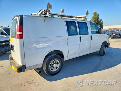 Trzecie zdjęcie samochodu z tyłu: 2016 CHEVROLET EXPRESS G2500 VIN:1GCWGAFF8G1235676 - miniatura
