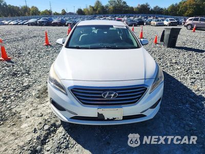 Piąte zdjęcie samochodu w środku: 2017 HYUNDAI SONATA SE VIN:5NPE24AF4HH513888 - miniatura