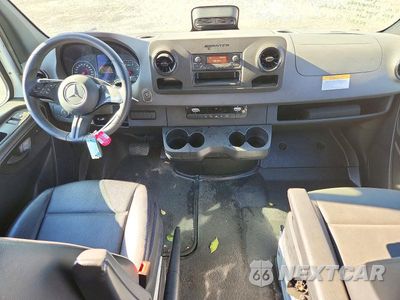 Zdjęcie 8 z 13 samochodu: 2025 MERCEDES-BENZ SPRINTER 2500 DELIVERY VAN VIN:W1Y4KCHY4ST195105 - miniatura