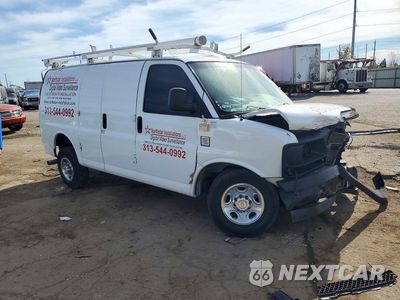 Czwarte zdjęcie samochodu z boku: 2017 CHEVROLET EXPRESS G2500 VIN:1GCWGAFF2H1122176 - miniatura