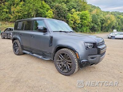Czwarte zdjęcie samochodu z boku: 2023 LAND ROVER DEFENDER 110 VIN:SALEWEEE0P2189861 - miniatura