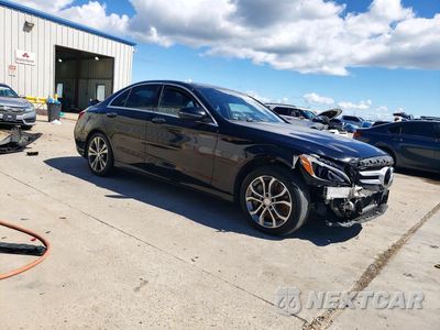 Czwarte zdjęcie samochodu z boku: 2016 MERCEDES-BENZ C 300 VIN:WDDWF4JB0GR172430 - miniatura