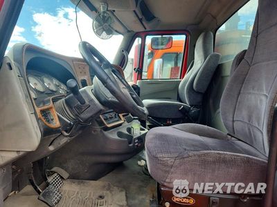 Zdjęcie 7 z 13 samochodu: 2009 INTERNATIONAL PROSTAR PREMIUM SEMI TRUCK VIN:2HSCUAPR49C116522 - miniatura