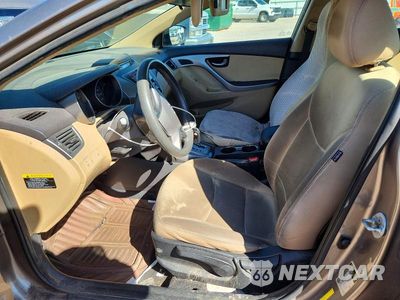 Zdjęcie 7 z 12 samochodu: 2013 HYUNDAI ELANTRA GLS VIN:5NPDH4AE3DH378382 - miniatura
