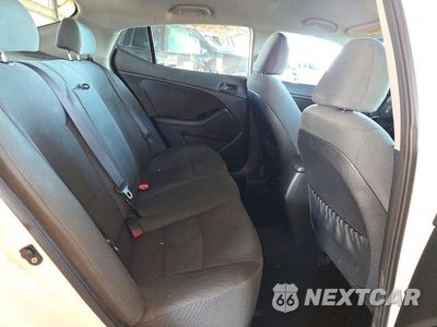 Zdjęcie 10 z 12 samochodu: 2015 KIA OPTIMA LX VIN:KNAGM4A74F5649458 - miniatura