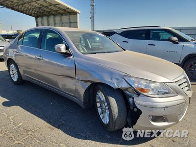 Czwarte zdjęcie samochodu z boku: 2010 HYUNDAI GENESIS 3.8L VIN:KMHGC4DE7AU081457 - miniatura
