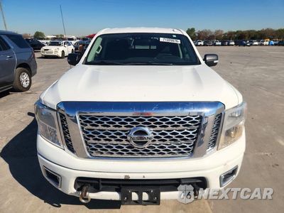 Piąte zdjęcie samochodu w środku: 2017 NISSAN TITAN S VIN:1N6AA1EK2HN523176 - miniatura