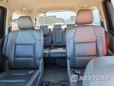 Zdjęcie 10 z 14 samochodu: 2016 HONDA ODYSSEY TOURING VIN:5FNRL5H91GB010322 - miniatura