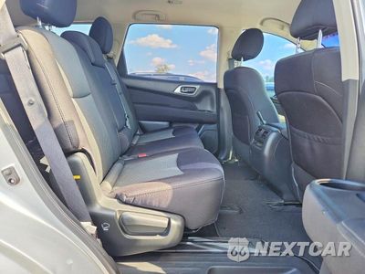 Zdjęcie 11 z 13 samochodu: 2017 NISSAN PATHFINDER S VIN:5N1DR2MM9HC903642 - miniatura