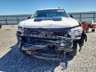 Piąte zdjęcie samochodu w środku: 2025 CHEVROLET SILVERADO K1500 LT TRAIL BOSS VIN:3GCUKFE85SG334830 - miniatura