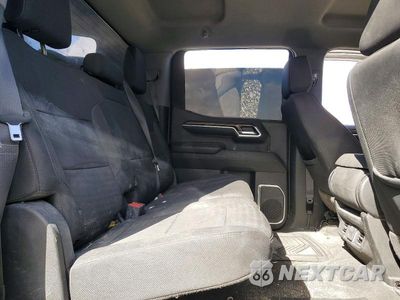 Zdjęcie 10 z 12 samochodu: 2022 CHEVROLET SILVERADO K1500 RST VIN:1GCUDEED7NZ595866 - miniatura