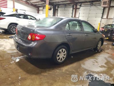 Trzecie zdjęcie samochodu z tyłu: 2010 TOYOTA COROLLA LE VIN:2T1BU4EE8AC309845 - miniatura