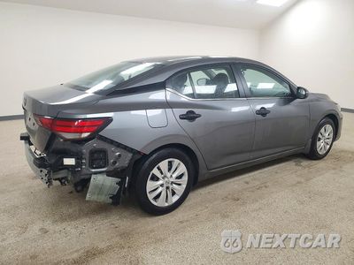 Trzecie zdjęcie samochodu z tyłu: 2025 NISSAN SENTRA S VIN:3N1AB8BV3SY421678 - miniatura