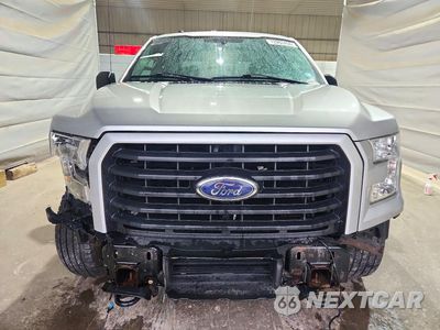 Piąte zdjęcie samochodu w środku: 2017 FORD F150 SUPERCREW VIN:1FTEW1EP8HFA17587 - miniatura