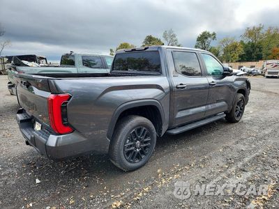 Trzecie zdjęcie samochodu z tyłu: 2025 TOYOTA TUNDRA VIN:5TFWC5DB9SX093749 - miniatura