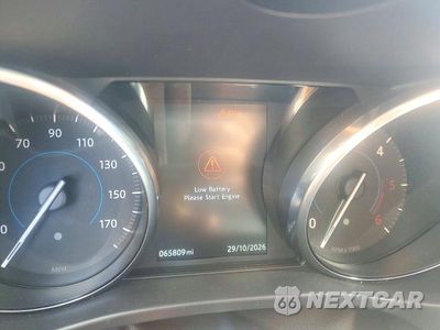 Zdjęcie 9 z 12 samochodu: 2017 JAGUAR F-PACE PREMIUM VIN:SADCJ2BN3HA089362 - miniatura