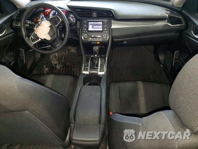 Zdjęcie 8 z 12 samochodu: 2018 HONDA CIVIC LX VIN:2HGFC2F52JH598767 - miniatura