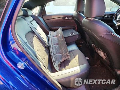 Zdjęcie 10 z 12 samochodu: 2021 KIA FORTE FE VIN:3KPF24AD6ME352121 - miniatura
