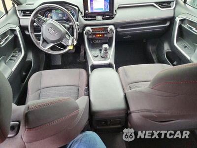 Zdjęcie 8 z 14 samochodu: 2023 TOYOTA RAV4 PRIME SE VIN:JTMAB3FV3PD140453 - miniatura