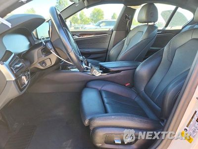Zdjęcie 7 z 12 samochodu: 2020 BMW 530 I VIN:WBAJR3C07LBP95352 - miniatura