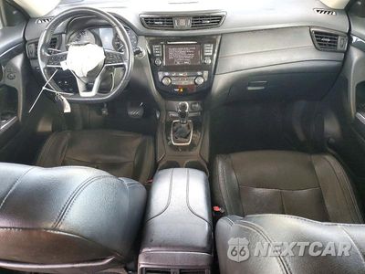 Zdjęcie 8 z 13 samochodu: 2018 NISSAN ROGUE SL VIN:5N1AT2MV7JC784802 - miniatura