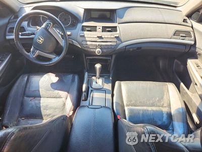 Zdjęcie 8 z 12 samochodu: 2009 HONDA ACCORD EXL VIN:1HGCP368X9A049089 - miniatura