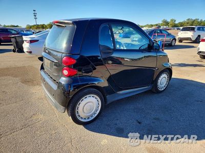 Trzecie zdjęcie samochodu z tyłu: 2013 SMART FORTWO PURE VIN:WMEEJ3BA0DK679337 - miniatura