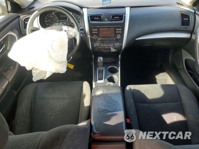 Zdjęcie 8 z 13 samochodu: 2015 NISSAN ALTIMA 2.5 S VIN:1N4AL3AP6FN883810 - miniatura