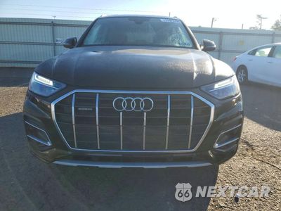 Piąte zdjęcie samochodu w środku: 2023 AUDI Q5 PREMIUM 40 VIN:WA1ABAFY2P2125592 - miniatura