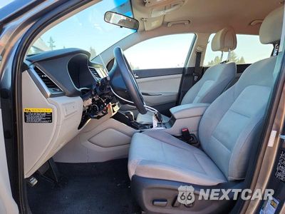 Zdjęcie 7 z 13 samochodu: 2018 HYUNDAI TUCSON SEL VIN:KM8J33A49JU724693 - miniatura
