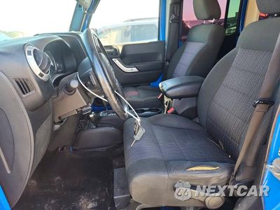 Zdjęcie 7 z 13 samochodu: 2011 JEEP WRANGLER UNLIMITED SAHARA VIN:1J4BA5H16BL600159 - miniatura